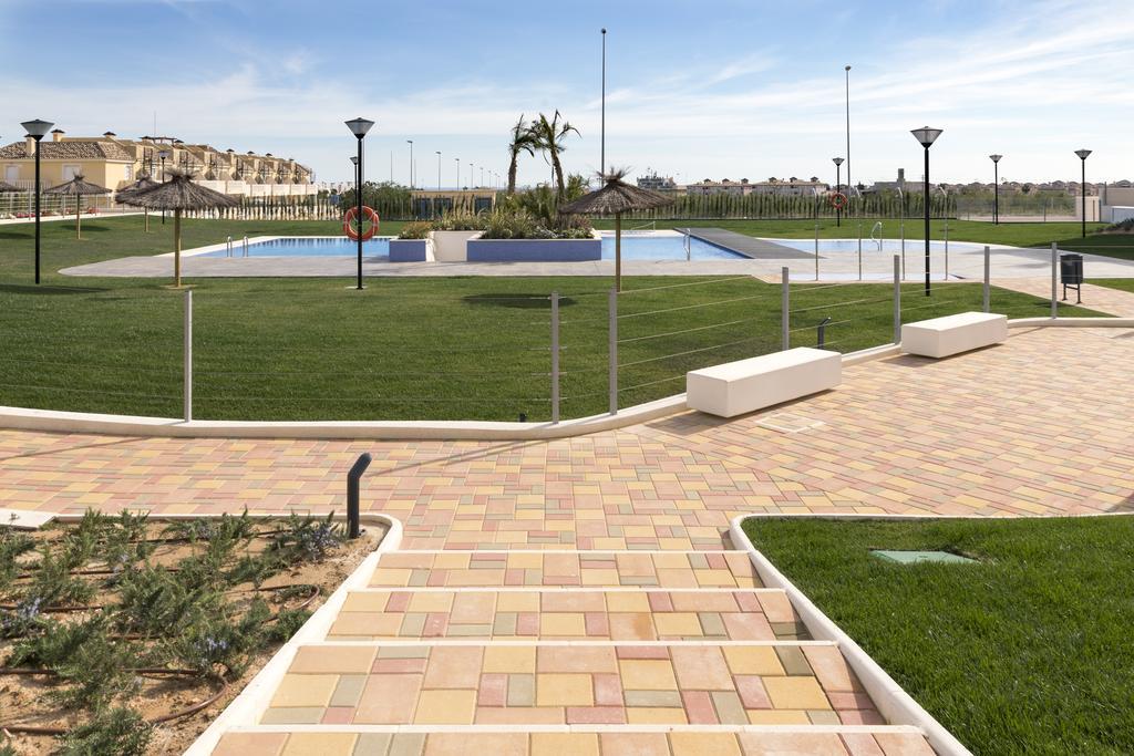 Terrazas De Campoamor By Mar Holidays Orihuela Dış mekan fotoğraf
